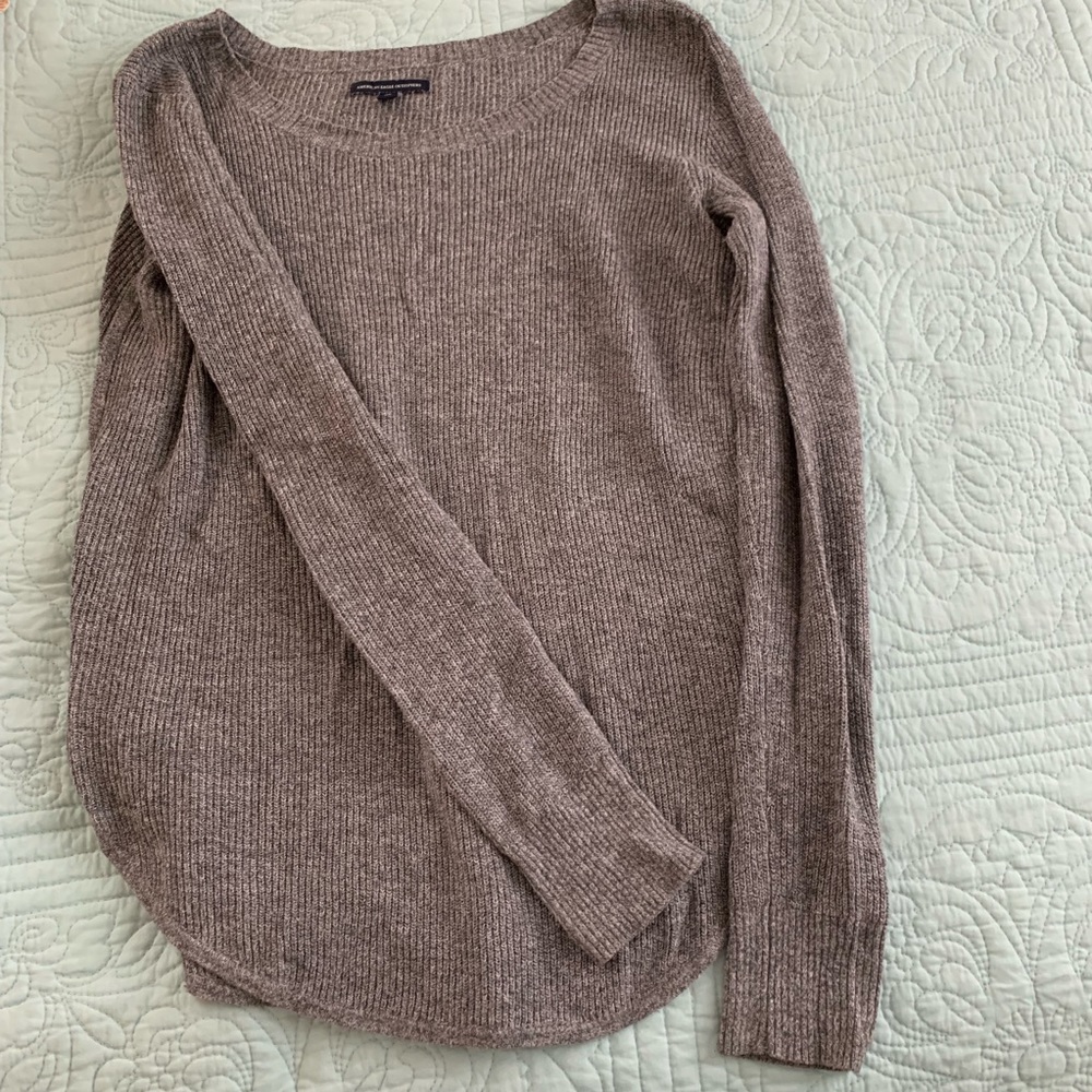 American Eagle grey sweater